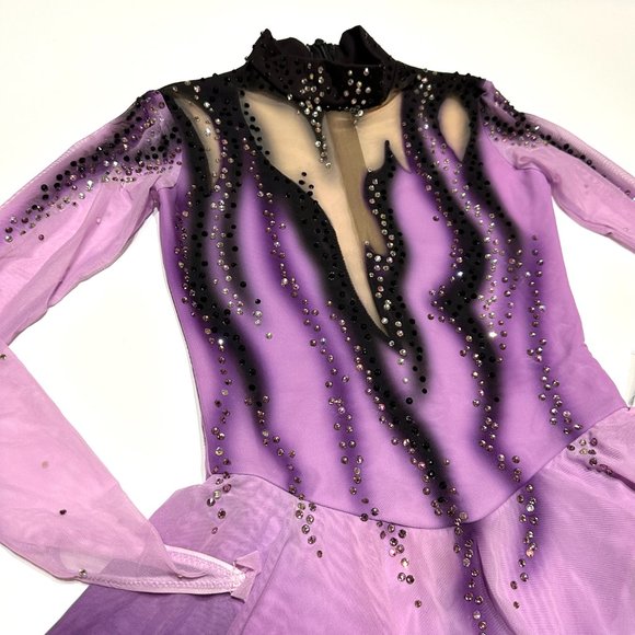 Used Figure Skating Dress Size 12 (7~10T) with Hair Scrunchies (120~140cm) - Picture 4 of 11
